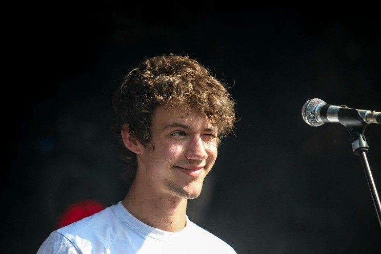 Henning May